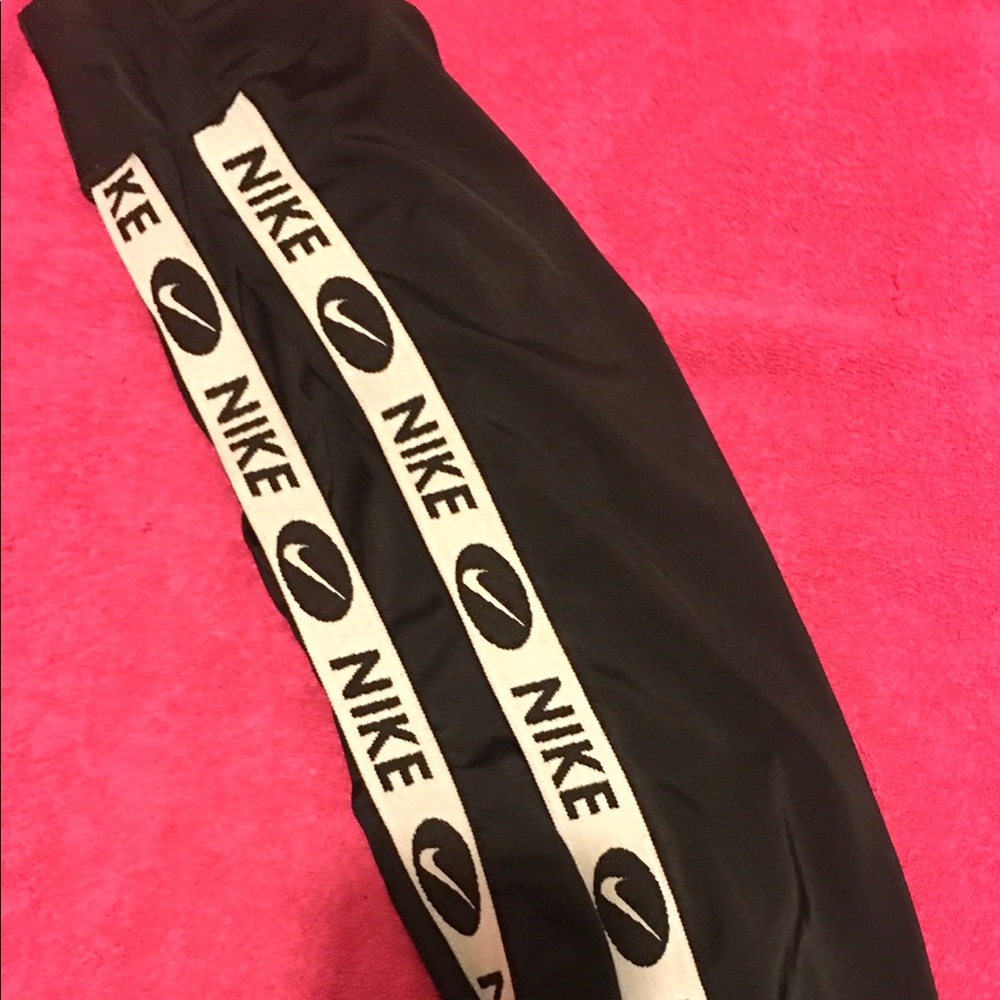 Nike leggings